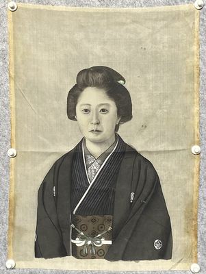 明治时期绢本手绘士族女性肖像画芯