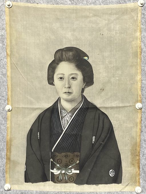明治时期绢本手绘士族女性肖像画芯