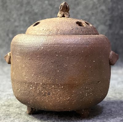 备前烧 秀款 瑞犬钮三足香炉